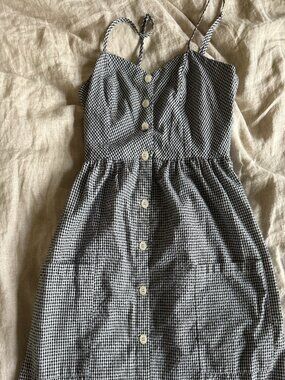 Forever 21 Black and White Gingham Summer Dress with pockets.